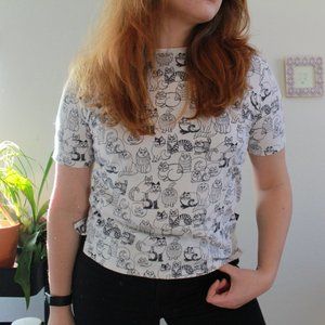 UNIQLO CAT PRINT T SHIRT